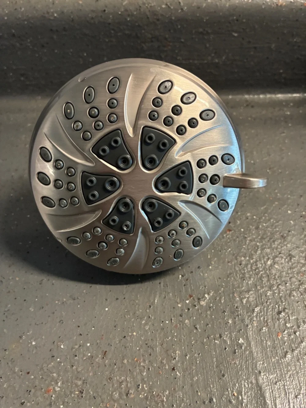 Delta Multi-Setting Round Showerhead in Brushed Nickel